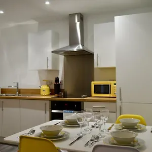 Apartment Kiwi 31: For Work Or Leisure, Sheffield